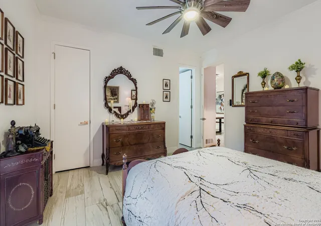 5th image of 7711 Broadway #1C, San Antonio, TX 78209 | MLS# 1923300