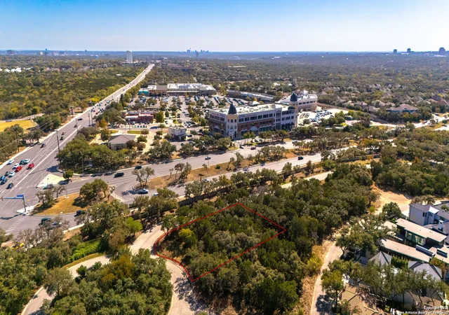 Photo 1 of Sale Pending at 130 Tremaine, San Antonio, TX 78230 | MLS# 1923305 | Listing updated on 2026-04-01