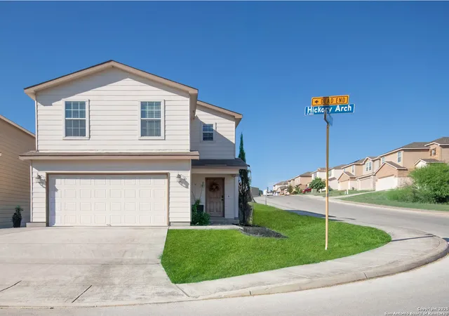 Photo 1 of Sale Pending at 3831 Hickory Arch, San Antonio, TX 78261 | MLS# 1923315 | Listing updated on 2025-12-10