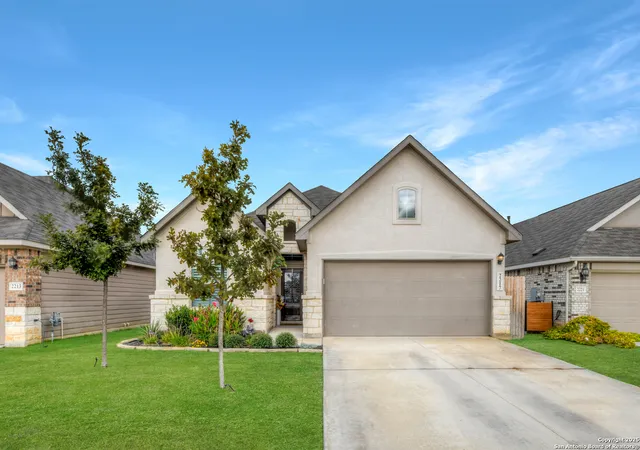 Homes for sale in New Braunfels, TX | 2217 Windswept, New Braunfels, TX 78132 | MLS# 1923350