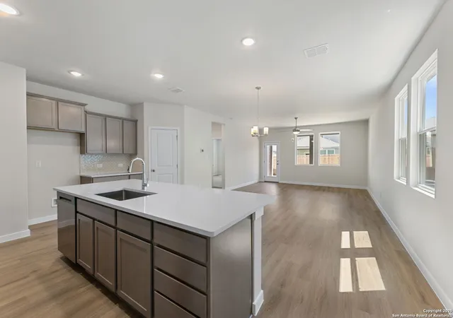 5th image of 745 Whitman, New Braunfels, TX 78130 | MLS# 1923371