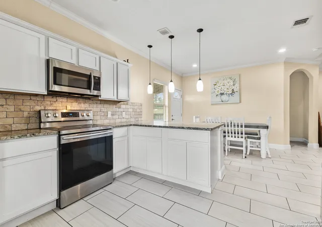 Photo 4 of Sale Pending at 24540 Open Range, San Antonio, TX 78264 | MLS# 1923392 | Listing updated on 2025-12-21
