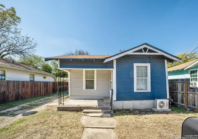 Photo 1 of Sale Pending at 1519 N Sabinas, San Antonio, TX 78207 | MLS# 1923455 | Listing updated on 2026-04-22