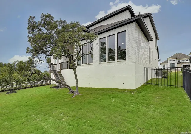 5th image of 103 Cascada, Spring Branch, TX 78070 | MLS# 1923525