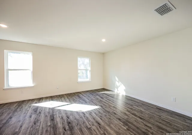4th image of 230 Corliss, San Antonio, TX 78220 | MLS# 1923594