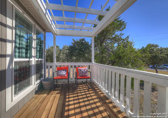 Photo 4 of Sale Pending at 270 Lakewood, Canyon Lake, TX 78133 | MLS# 1923608 | Listing updated on 2026-03-09