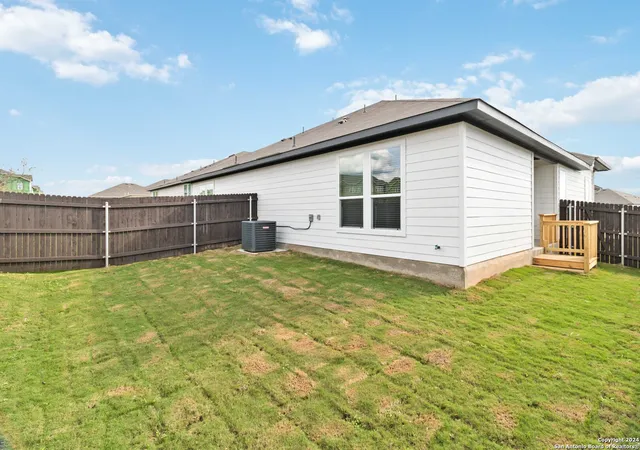 5th image of 354-358 Nespral, San Antonio, TX 78253 | MLS# 1923647