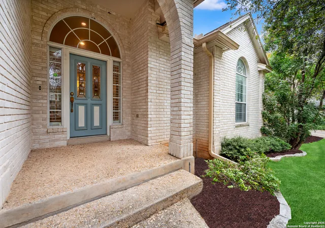 Homes for sale in San Antonio, TX | 3911 Heights Way, San Antonio, TX 78230 | MLS# 1923659