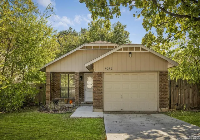 Photo 2 of Sale Pending at 9239 Mirecourt, San Antonio, TX 78250 | MLS# 1923683 | Listing updated on 2026-03-23