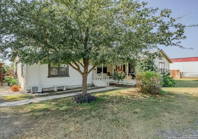 Photo 2 of Single family home for sale at 5820 S Loop 1604, San Antonio, TX 78264 | MLS# 1923690 | Listing updated on 2026-03-19