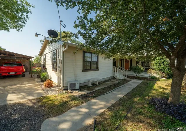 Photo 3 of Single family home for sale at 5820 S Loop 1604, San Antonio, TX 78264 | MLS# 1923690 | Listing updated on 2026-03-19