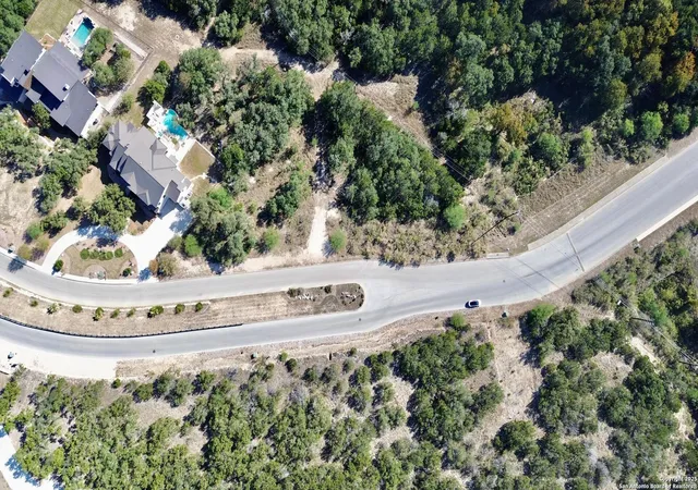 4th image of 626 Winding Ravine, San Antonio, TX 78258 | MLS# 1923695