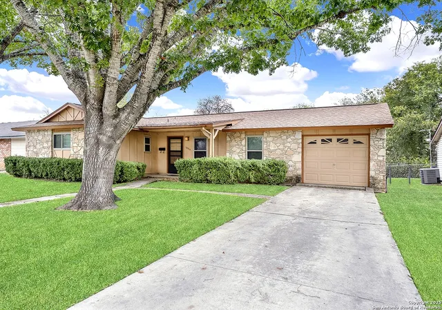 2nd image of 1004 Gettysburg, Schertz, TX 78154 | MLS# 1923774