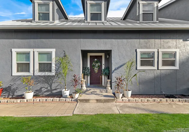 Photo 3 of Single family home for sale at 9658 S Foster, San Antonio, TX 78222 | MLS# 1923789 | Listing updated on 2026-01-06