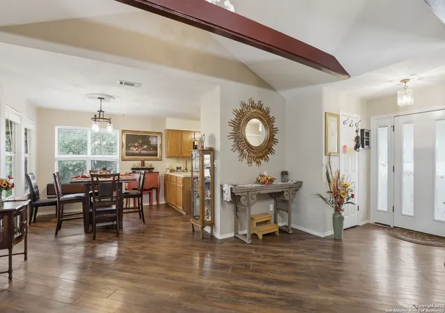 Photo 3 of Single family home for sale at 632 Durham Dr, Canyon Lake, TX 78133 | MLS# 1923792 | Listing updated on 2026-01-13
