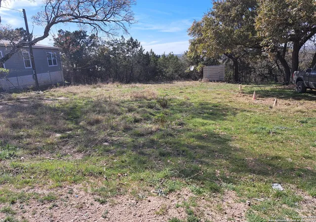 Photo 2 of Sale Pending at 727 La Cresta, Canyon Lake, TX 78133 | MLS# 1923811 | Listing updated on 2025-11-24