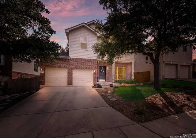 Photo 2 of Sale Pending at 9410 De Leon Dr, San Antonio, TX 78250 | MLS# 1923880 | Listing updated on 2026-01-21