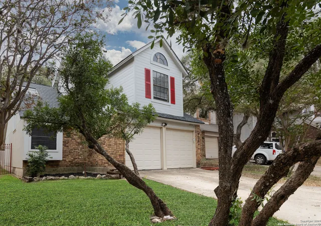 Photo 3 of Sale Pending at 4206 Birch Tree, San Antonio, TX 78247 | MLS# 1923881 | Listing updated on 2025-12-04