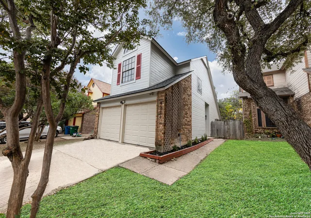 Photo 4 of Sale Pending at 4206 Birch Tree, San Antonio, TX 78247 | MLS# 1923881 | Listing updated on 2025-12-04