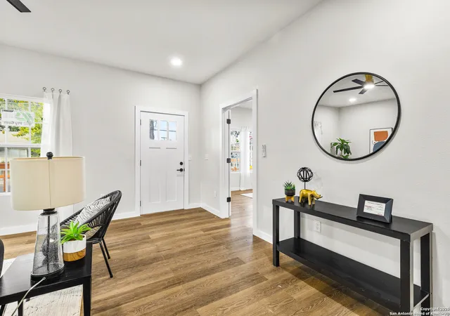 4th image of 2706 Cesar E Chavez, San Antonio, TX 78207 | MLS# 1923900