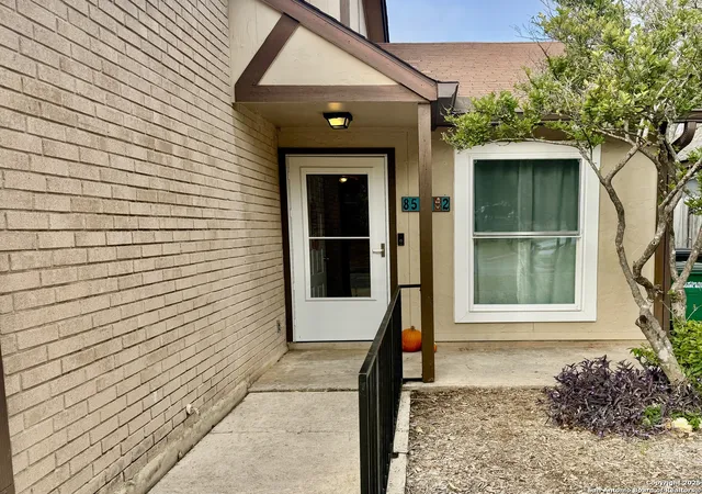 Photo 3 of Single family home for sale at 8527 Stonebridge #2, San Antonio, TX 78240 | MLS# 1923908 | Listing updated on 2026-01-20