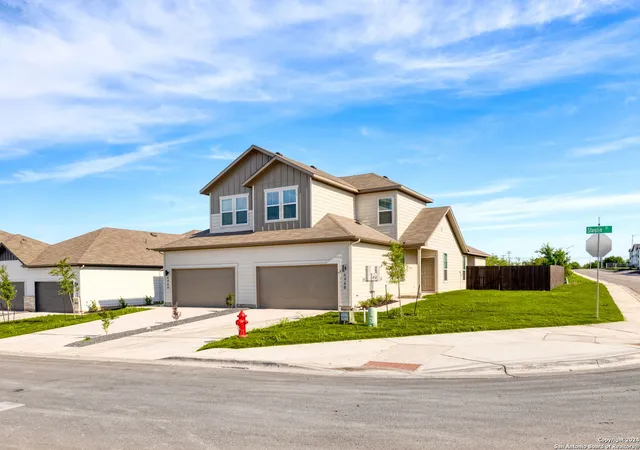 2nd image of 104 Gunner Rd, Buda, TX 78610 | MLS# 1923925