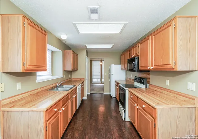 5th image of 7724 Forest, Live Oak, TX 78233 | MLS# 1923985