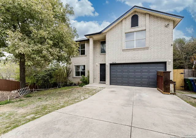 Photo 1 of Sale Pending at 8626 Vantage, San Antonio, TX 78251 | MLS# 1924011 | Listing updated on 2025-12-29