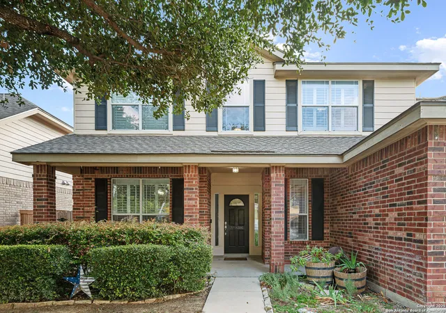 Photo 3 of Sale Pending at 8306 Piney Wood Run, San Antonio, TX 78255 | MLS# 1924019 | Listing updated on 2026-04-26