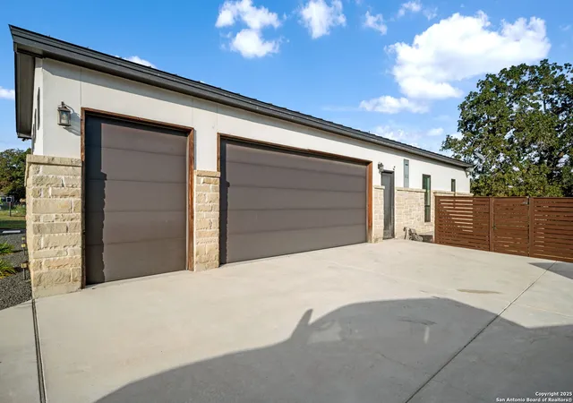 5th image of 145 Bucks, La Vernia, TX 78121 | MLS# 1924053