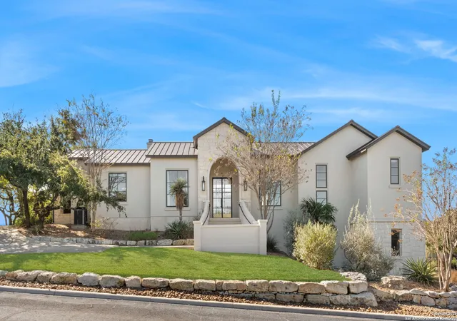 Photo 4 of Sale Pending at 8006 Crown Ter, Boerne, TX 78015 | MLS# 1924056 | Listing updated on 2025-11-26