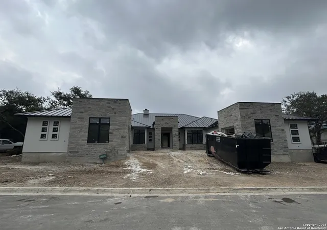Photo 1 of Mansion for sale at 21310 Meditation Ln, San Antonio, TX 78257 | MLS# 1924062 | Listing updated on 2025-12-01