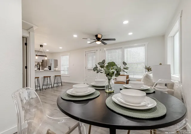 Photo 2 of Sale Pending at 324 Overlook Rd, San Antonio, TX 78233 | MLS# 1924073 | Listing updated on 2026-08-27