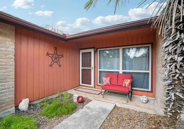 Photo 3 of Single family home for sale at 5323 Cerro Vista, San Antonio, TX 78233 | MLS# 1924090 | Listing updated on 2026-05-15
