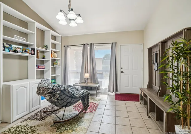 Photo 4 of Single family home for sale at 5323 Cerro Vista, San Antonio, TX 78233 | MLS# 1924090 | Listing updated on 2026-05-15