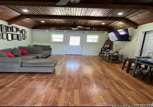 2nd image of 100 Aniak, Angleton, TX 77515 | MLS# 1924095