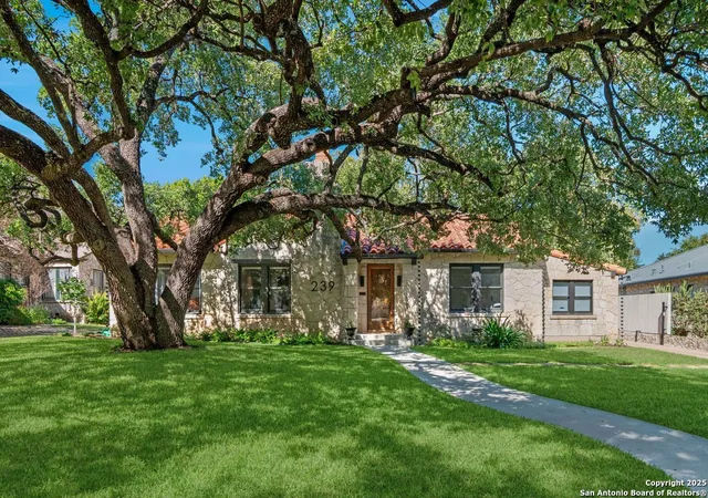 Homes for sale in Olmos Park, TX | 239 Belvidere, Olmos Park, TX 78212 | MLS# 1924099