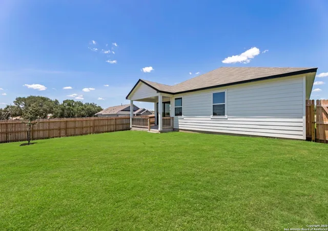 Photo 3 of Sale Pending at 16646 Rosemary Ridge, Elmendorf, TX 78112 | MLS# 1924103 | Listing updated on 2026-01-03