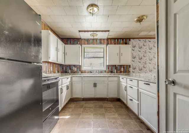 5th image of 4341 County Road 842, Brazoria, TX 77422 | MLS# 1924117
