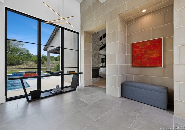 Photo 4 of Single family home for sale at 211 Clubs, Boerne, TX 78006 | MLS# 1924141 | Listing updated on 2026-02-11