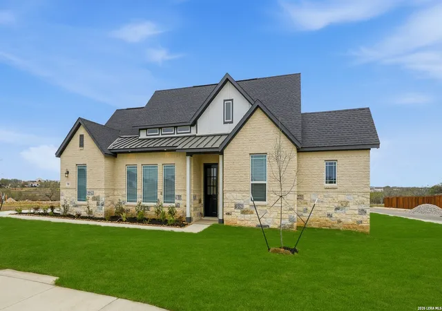 Photo 3 of Sale Pending at 718 Niebla Crk, San Antonio, TX 78263 | MLS# 1924156 | Listing updated on 2026-03-16