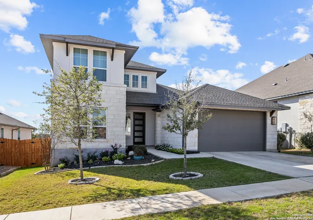 Photo 1 of Single family home for sale at 1521 Escarpment, New Braunfels, TX 78132 | MLS# 1924170 | Listing updated on 2026-04-27
