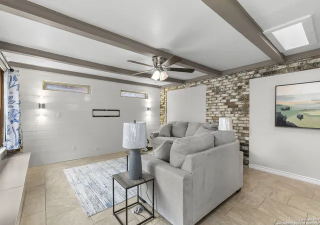 5th image of 5203 Metcalf, Windcrest, TX 78239 | MLS# 1924175