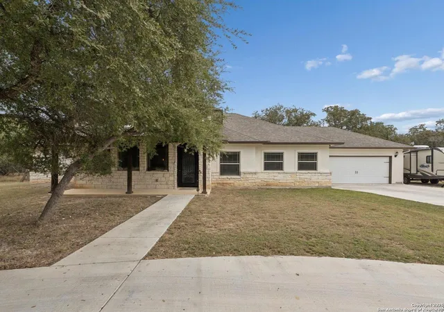 4th image of 256 Park Road, Bandera, TX 78003 | MLS# 1924224