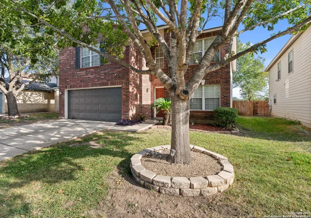 Photo 2 of Sale Pending at 58 Longleaf Coral, San Antonio, TX 78247 | MLS# 1924271 | Listing updated on 2025-12-31