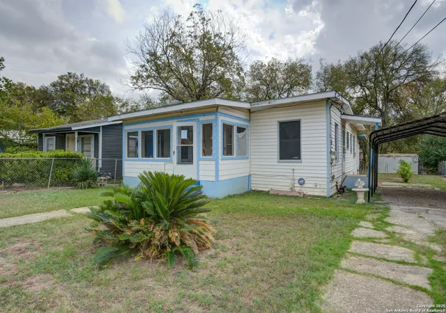 Photo 3 of Sale Pending at 610 Corliss, San Antonio, TX 78220 | MLS# 1924283 | Listing updated on 2026-03-31
