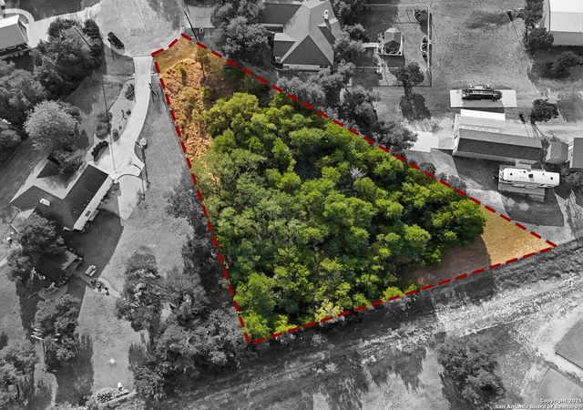 Photo 2 of Land for sale at 1371 Four Winds, Canyon Lake, TX 78133 | MLS# 1924288 | Listing updated on 2026-01-22