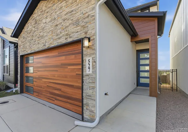 Listing Photo 5 - Condo for sale in building located at 20675 Huebner Rd Unit 527, San Antonio, TX 78258
