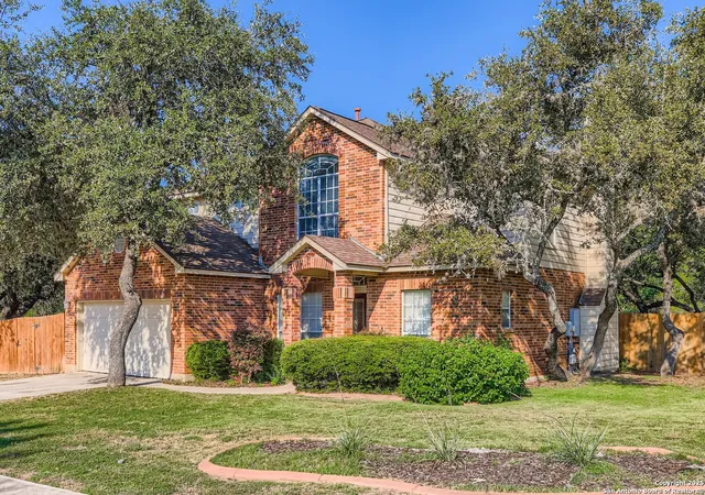 Photo 3 of Single family home for sale at 13607 Windy Creek, Helotes, TX 78023 | MLS# 1924343 | Listing updated on 2025-12-02