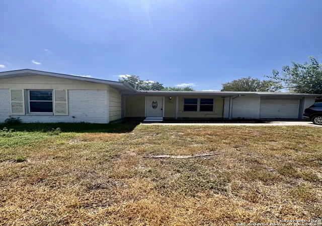 Photo 1 of Sale Pending at 4110 Moana Dr, San Antonio, TX 78218 | MLS# 1924356 | Listing updated on 2026-03-09